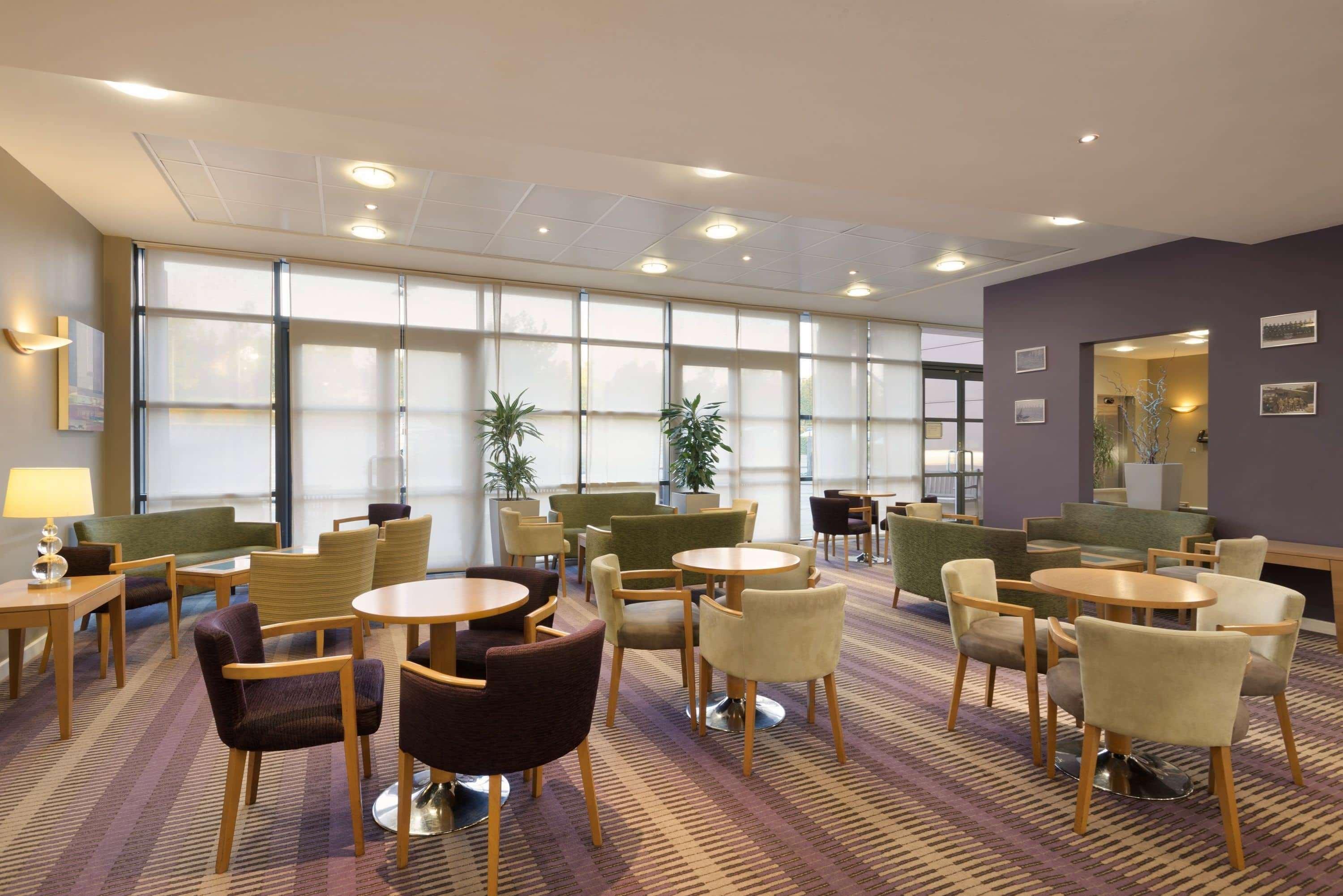 Ramada Plaza Wrexham Hotel Bagian luar foto